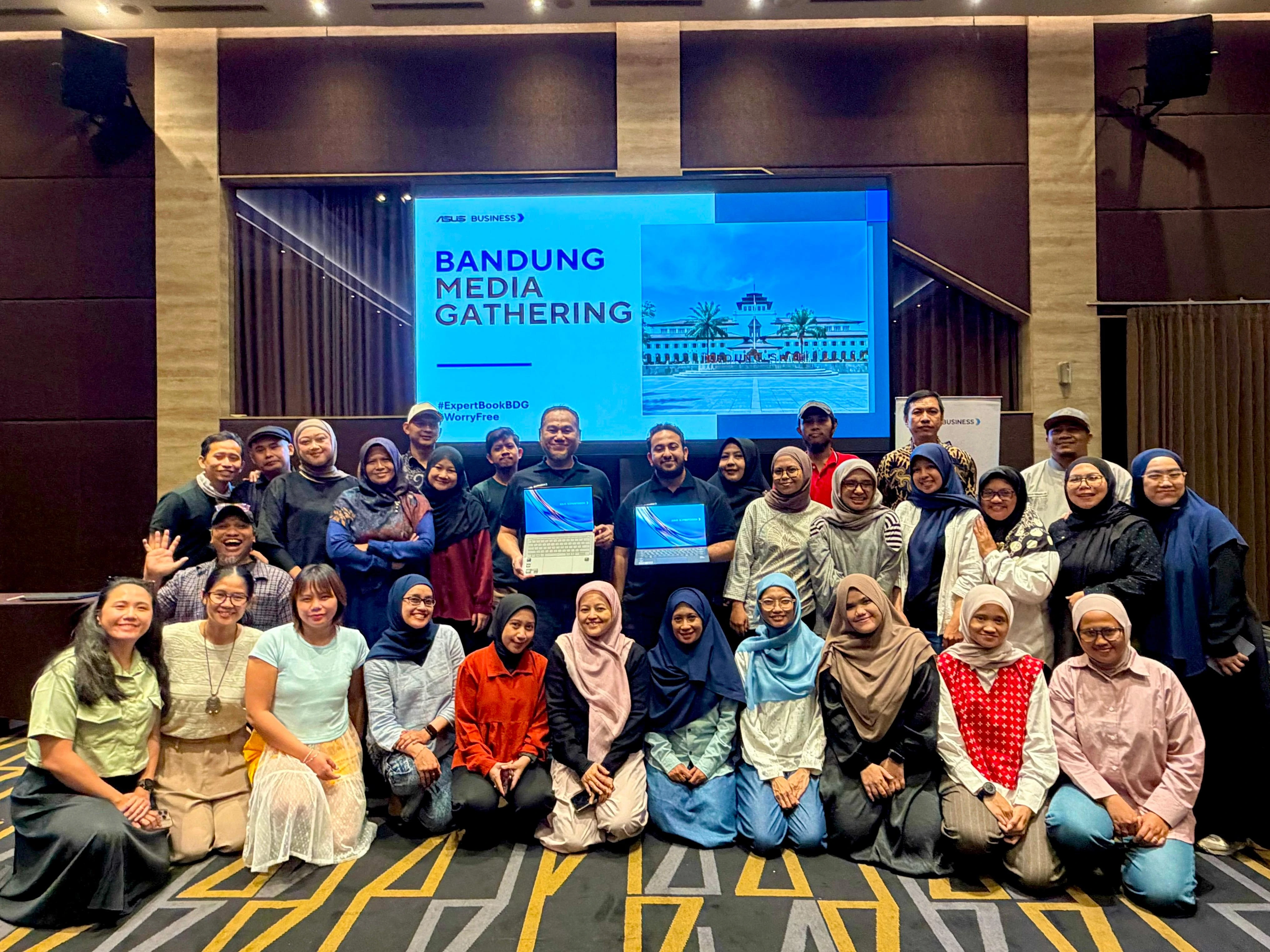 Media Gathering ASUS Business di Bandung